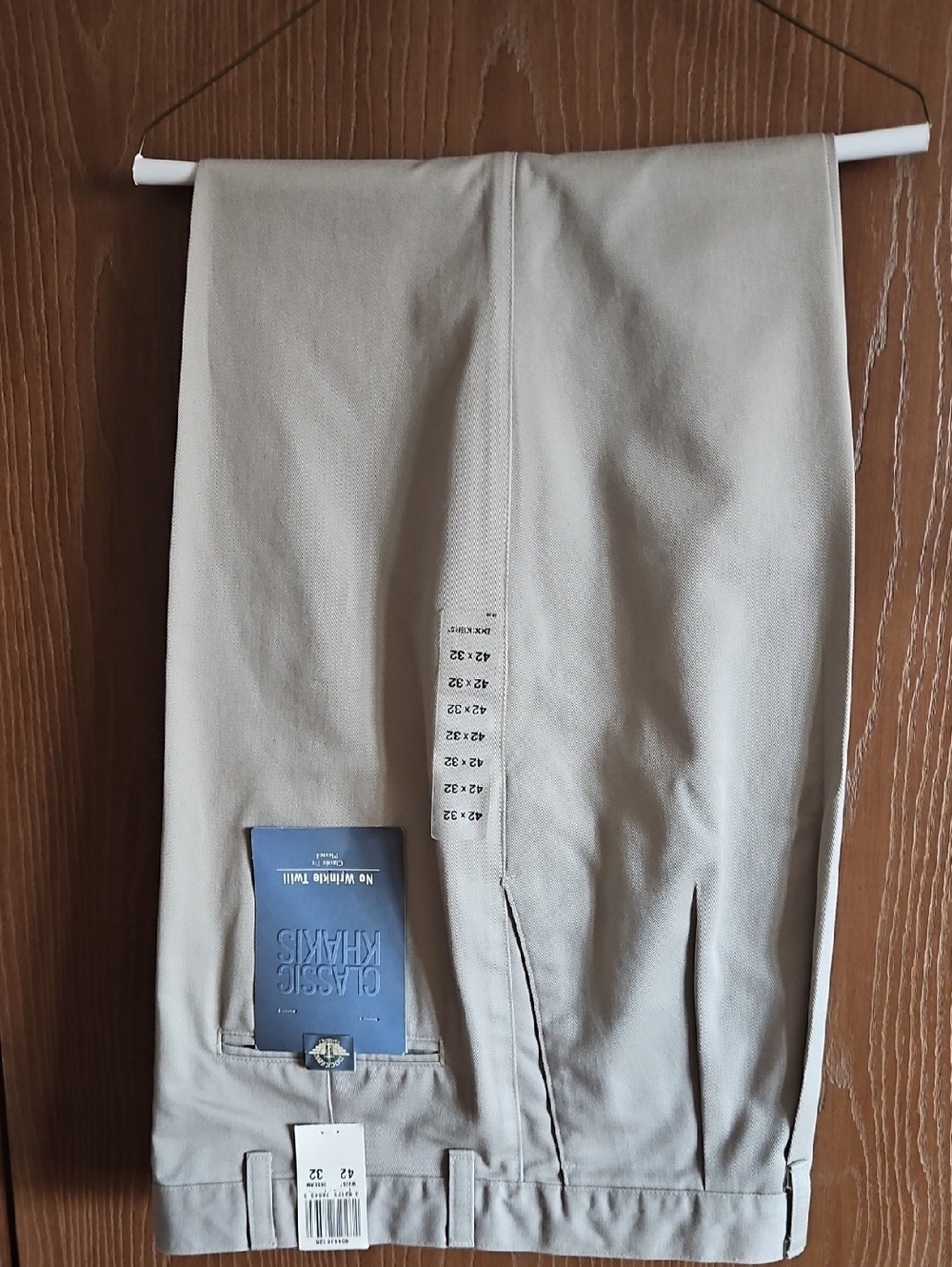 Dockers Classic Khakis New 42x32